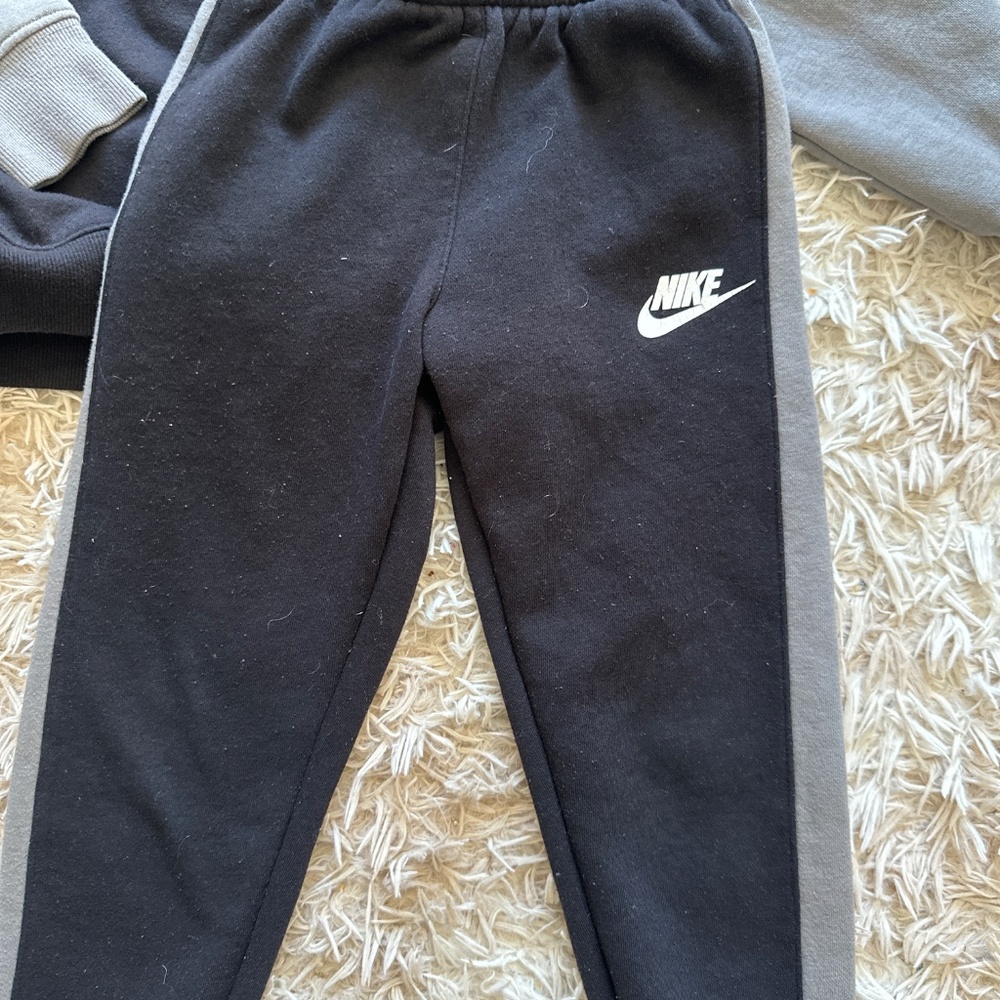 Boys Nike Quarter Zip Sweatsuit Pants Joggers Size 6 - Picture 2 of 4